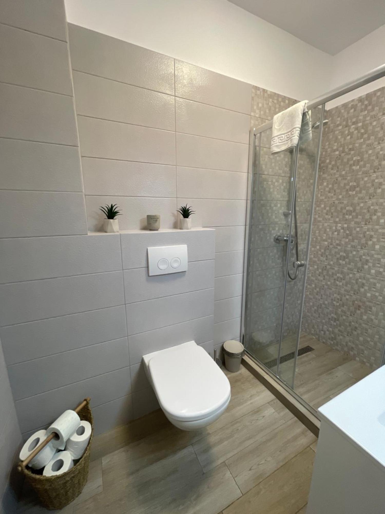 Del Mar Vista Apartment Mamaia Luaran gambar