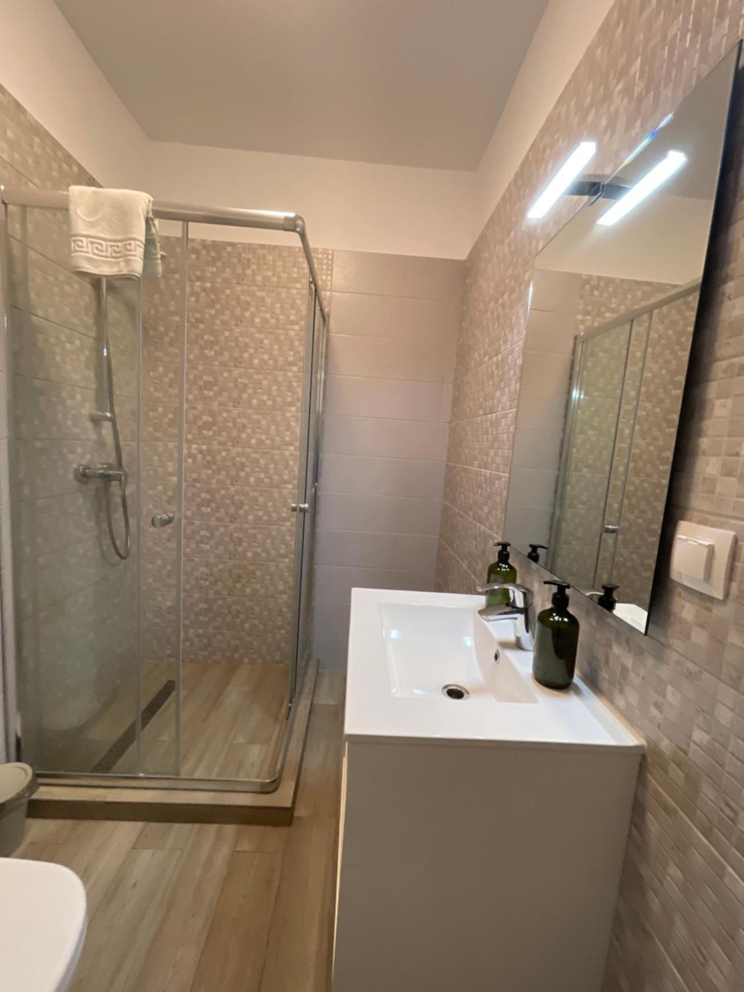 Del Mar Vista Apartment Mamaia Luaran gambar